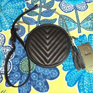 NWT Round Chain Strap Purse/Crossbody Black New With Dust Bag